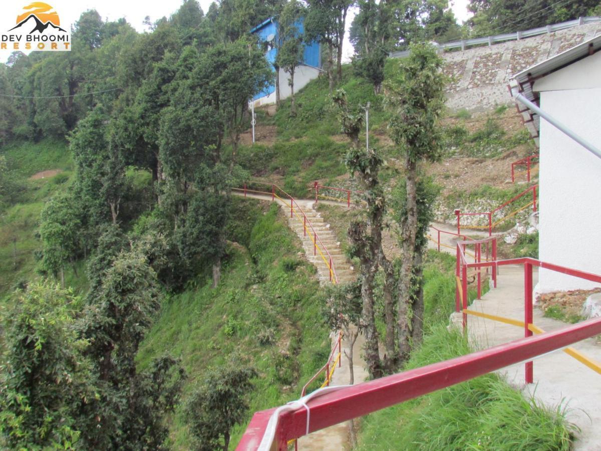 Dev Bhoomi Resort Kanatal Dış mekan fotoğraf