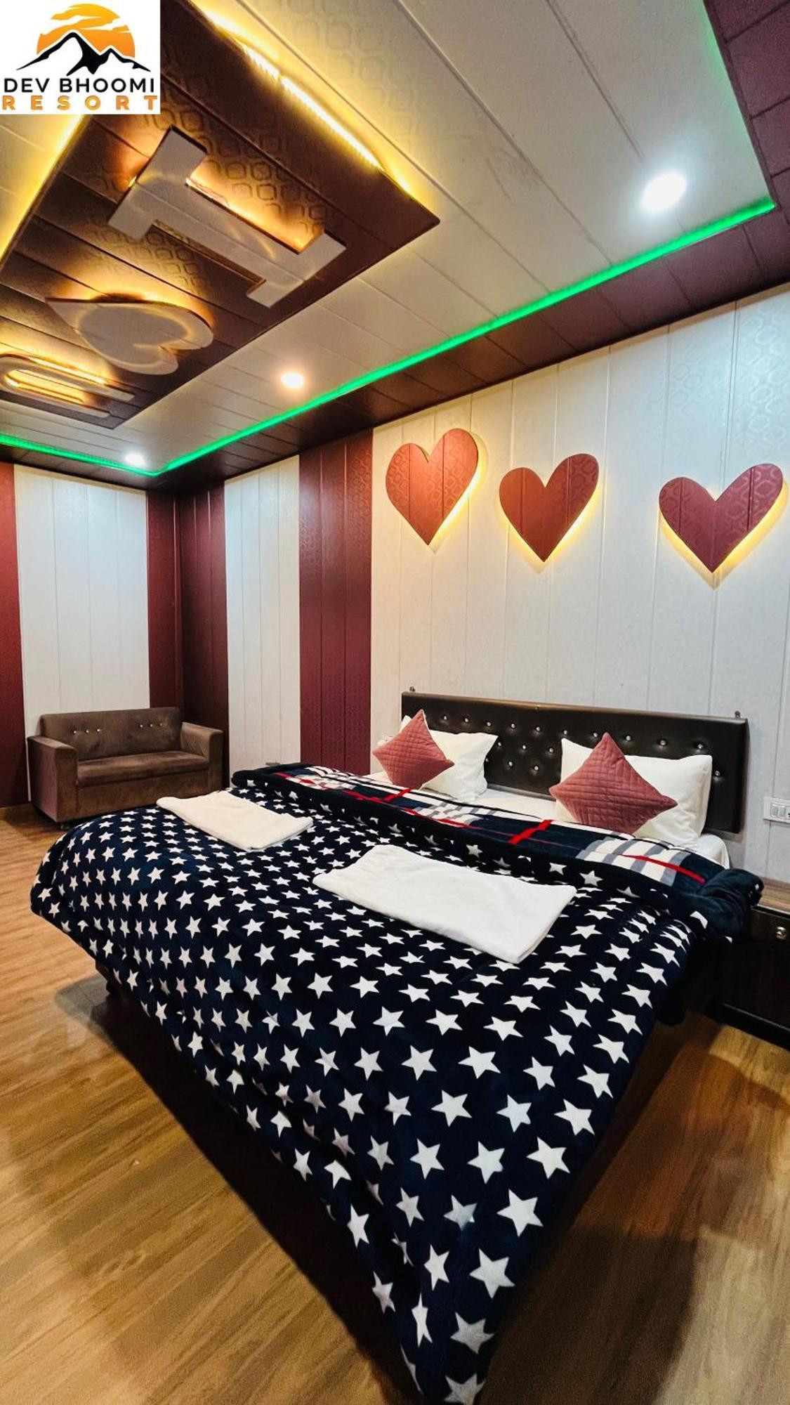 Dev Bhoomi Resort Kanatal Dış mekan fotoğraf