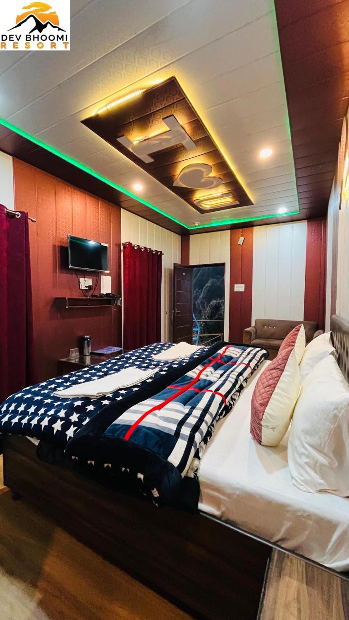 Dev Bhoomi Resort Kanatal Dış mekan fotoğraf