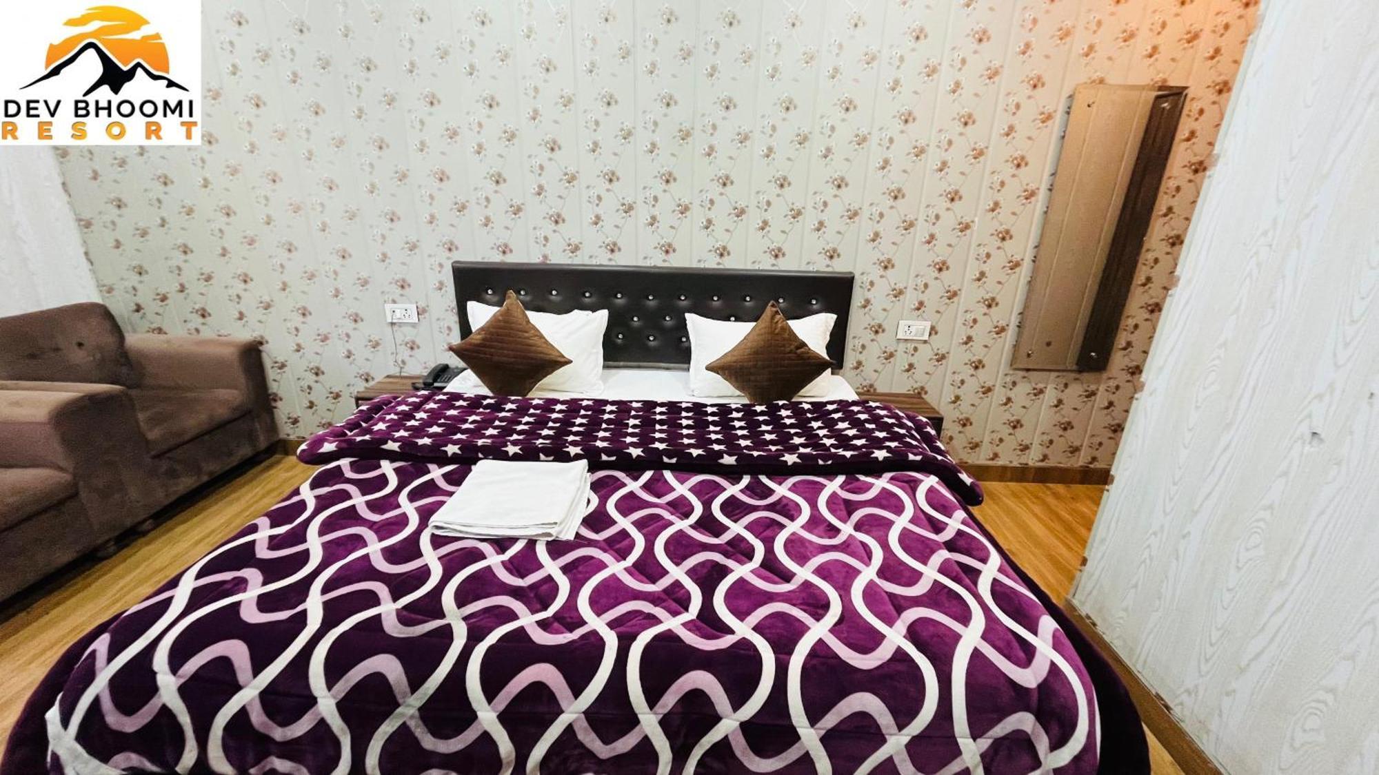 Dev Bhoomi Resort Kanatal Dış mekan fotoğraf